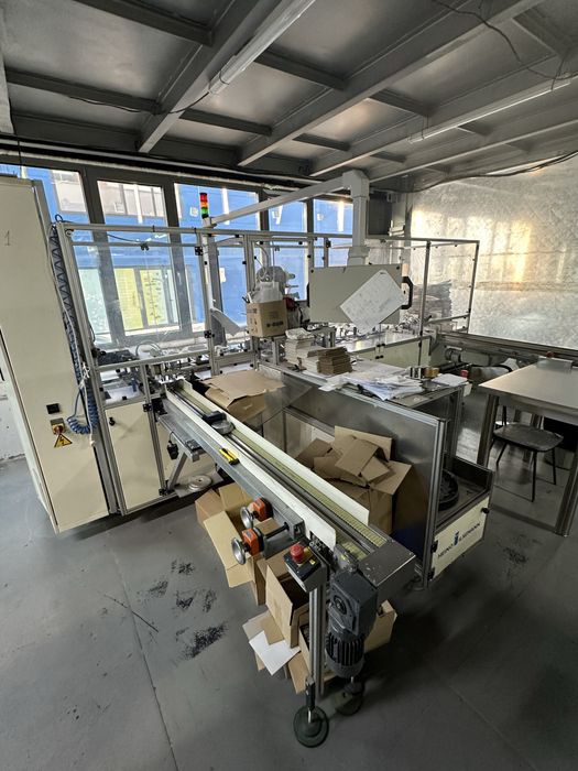 Пакетираща машина за малки продукти