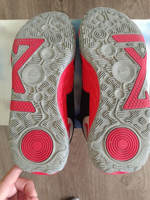 Продам кроссовки Nike PG6 (Б/У)41 размер