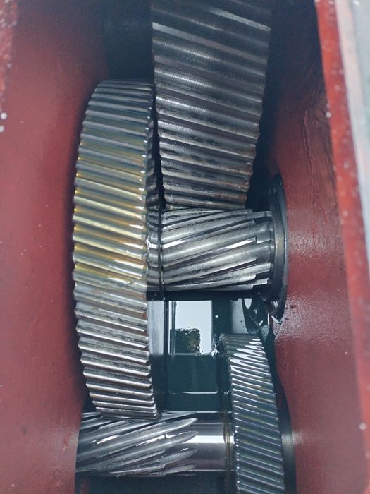 Продам редуктор ЦЗУ-355Н