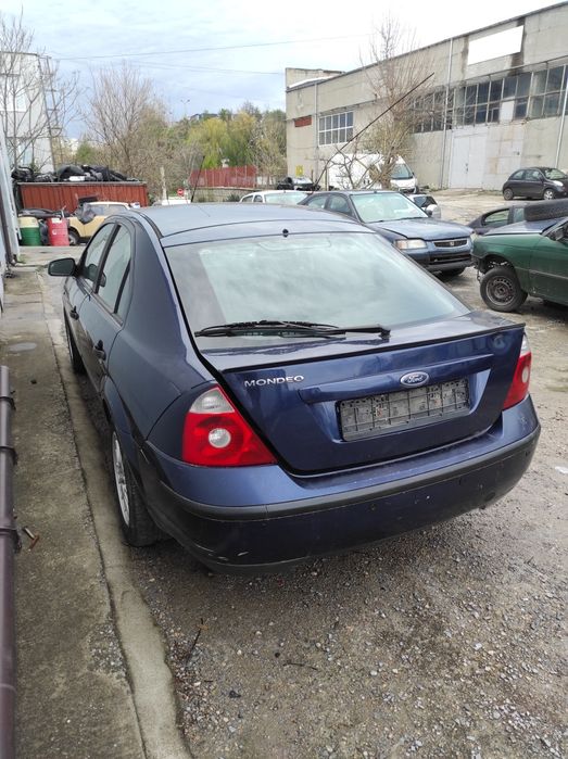 Продавам на части FORD MONDEO 2.0 i 145 к.с.