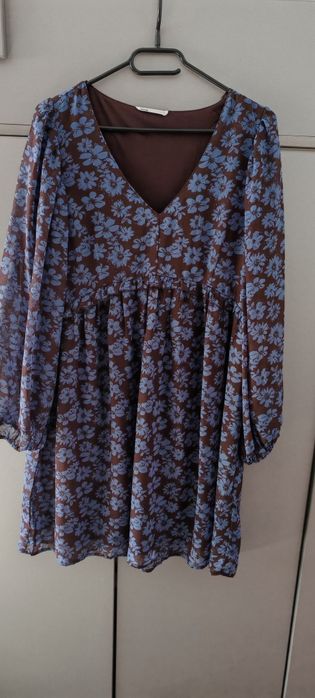Rochie eleganta cu mâneci evazate M