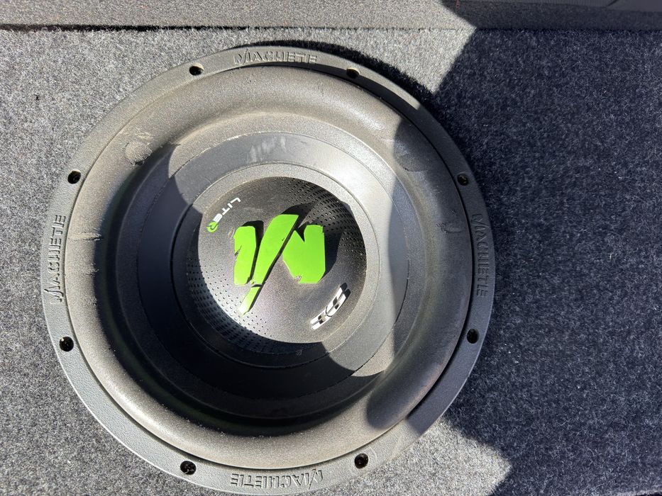 Сабвуфер на трубе machete