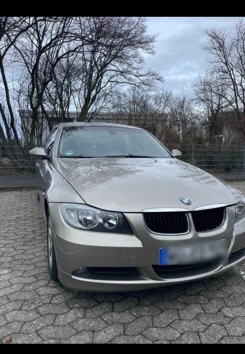 Vând sau schimb BMW E90 320i