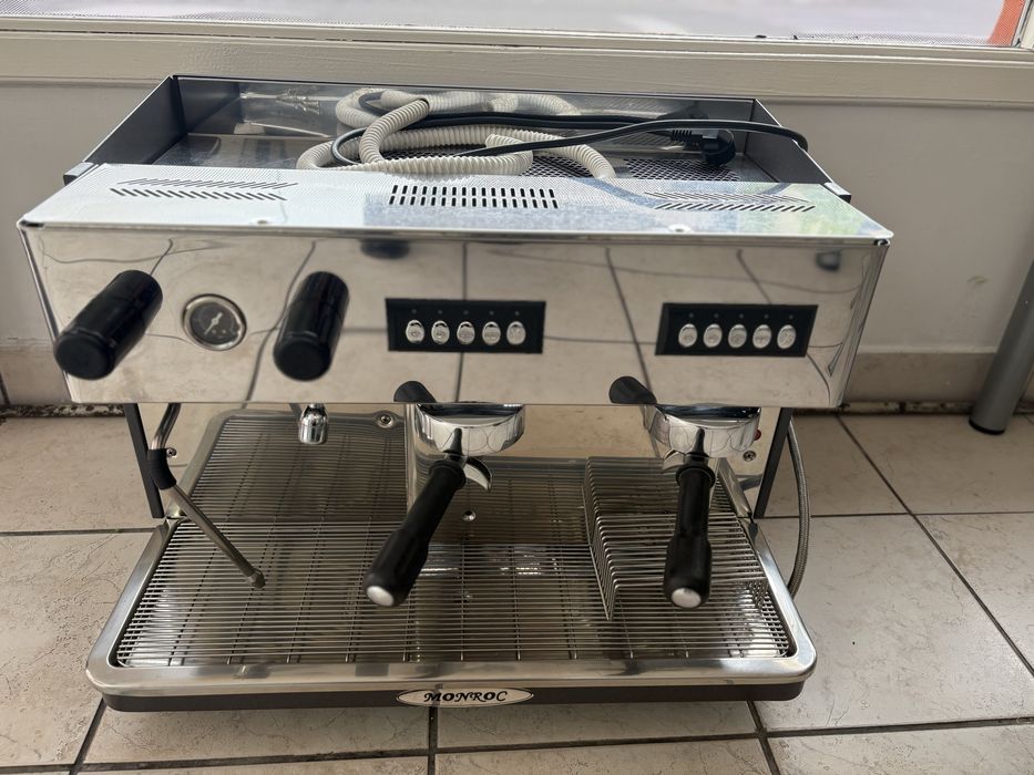 Aparat cafea profesional 2 grupuri