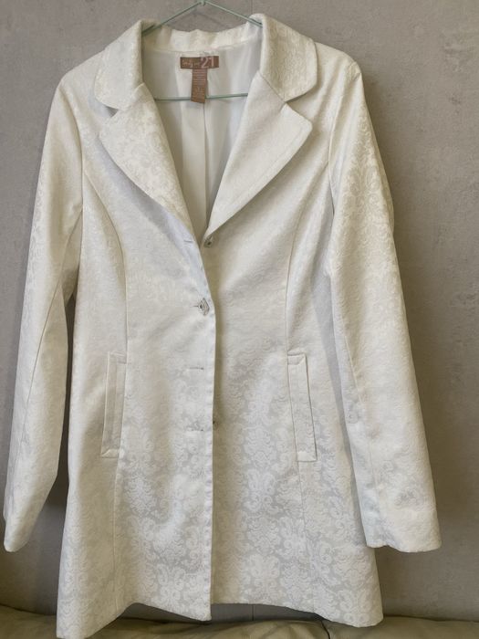 Дамско сако дълго