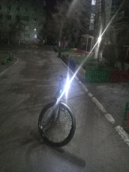 Велосипед продаю срочно то