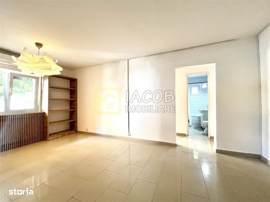 Spatiu birouri, partial mobilat, zona Ana Ipatescu - Bistrita Lac, str