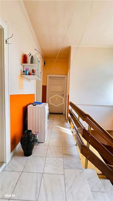 Central | 3 camere decomandate + curte proprie de 35 m² | Etaj 1