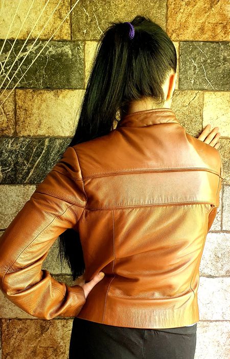 Дамско яке ат естествена кожа