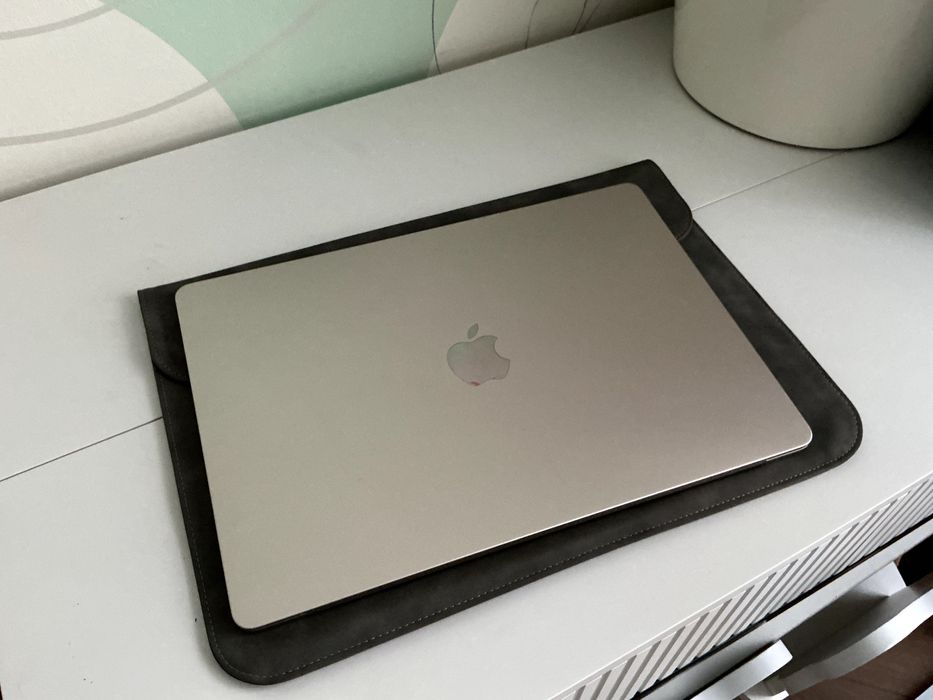 MacBook Air m3 15,3 2024