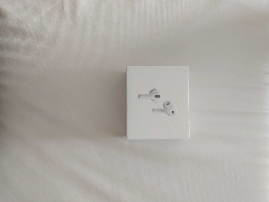 Apple AirPods Pro 3 ОРИГИНАЛНИ НОВИ  ГАРАНЦИЯ Проверка по сериен номер