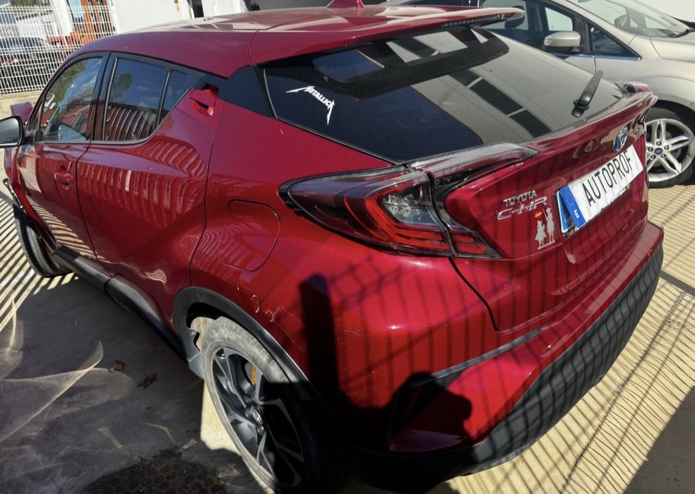 Piese Toyota CH-R 1.8B Hybrid 2016-2019.