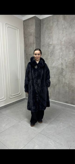 Продам Норковую шубу