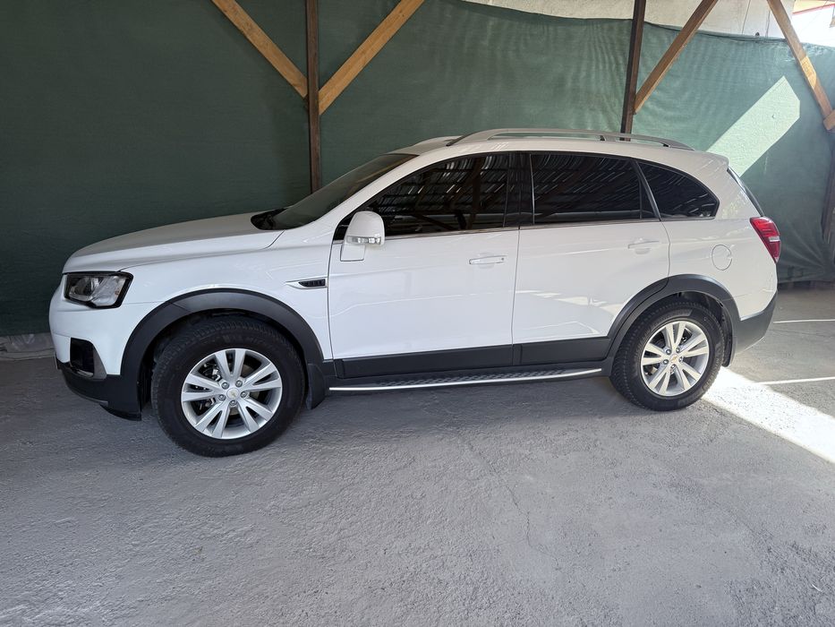 Продам Каптиву 4  в идеальном состоянии