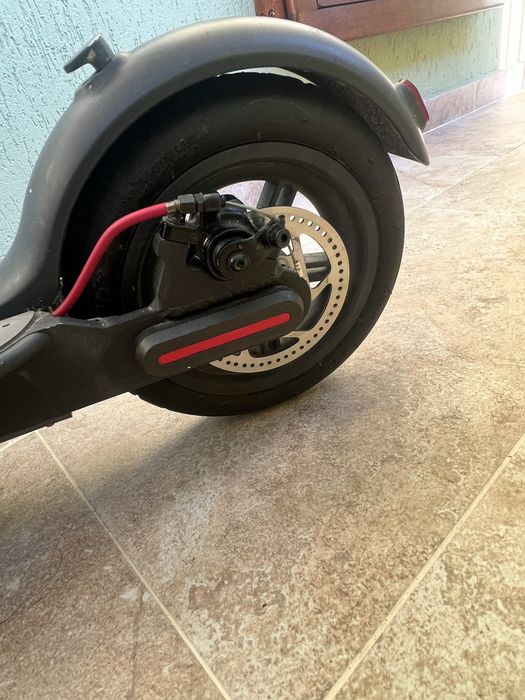 Trotineta XIAOMI M365 25km/h baterie 98%