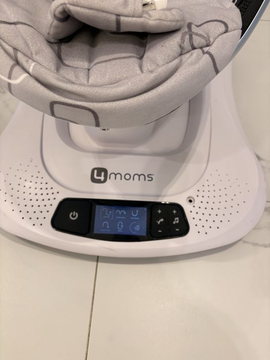Leagan electric -balansoar bebelusi 4Moms