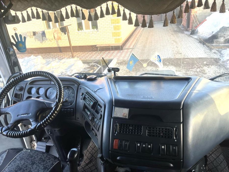 Продам тягач DAF 95XF