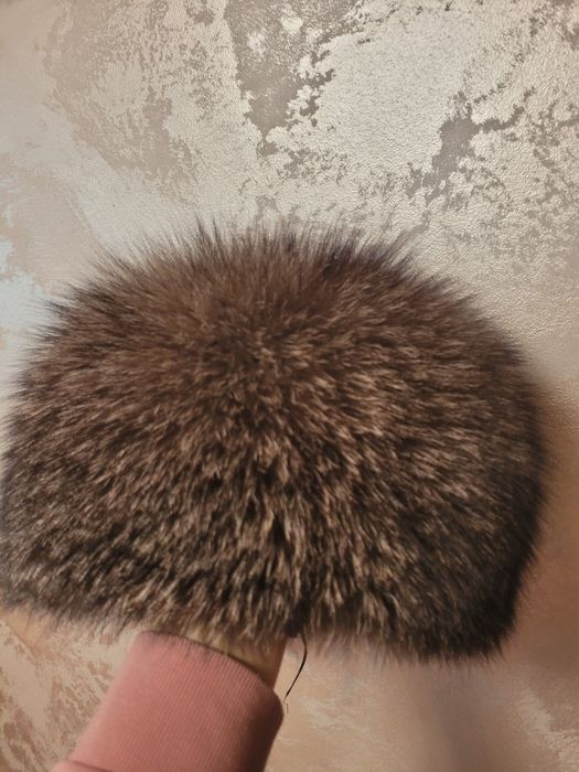 Caciula din bana naturala vulpe argintie