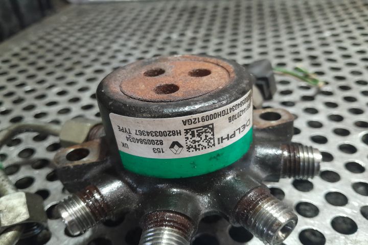 Rampa injectoare 8200584034 / H8200334367 8200584034 / H8200334367 Da