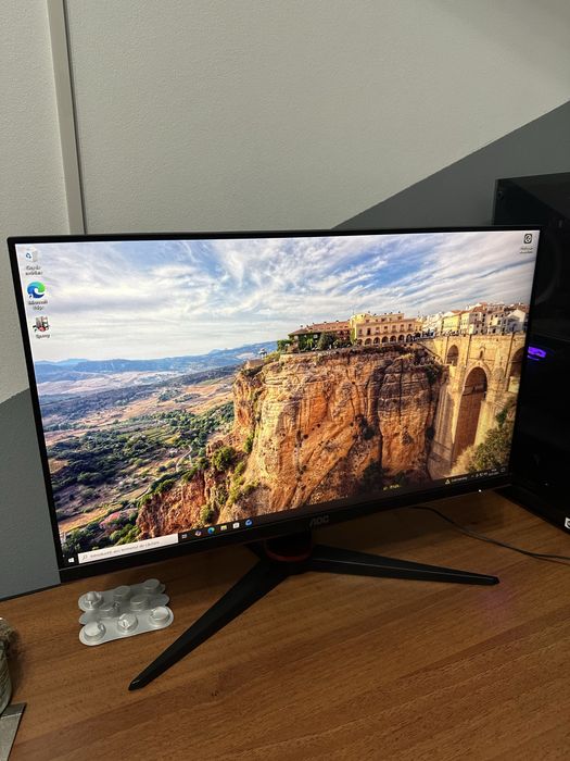 Vand PC gaming in stare foarte buna. Intel+ nVidia 500SSD 1GB HDD