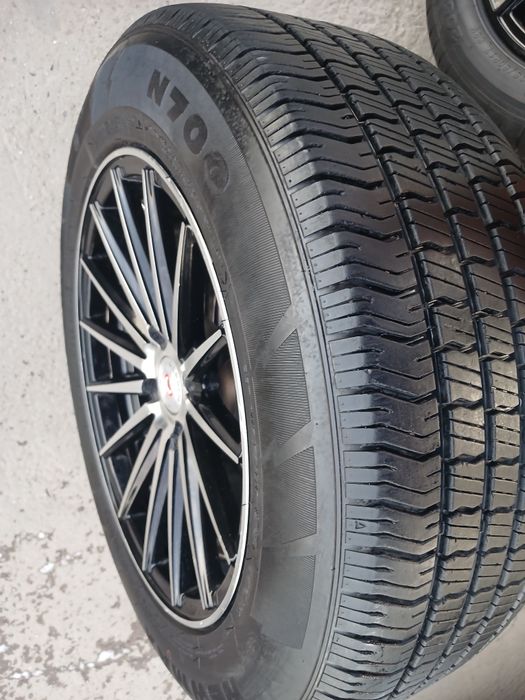 16 vossen saka diska balon