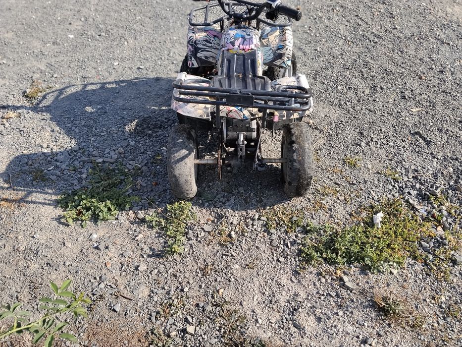 Vând atv hecht pentru copii urgent