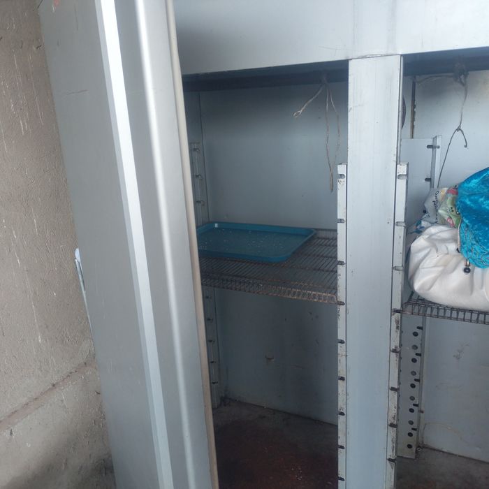 Холодильник Шкаф