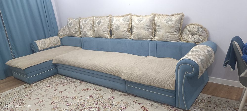 Продам диван в хорошем состоянии