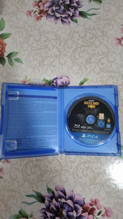 Vând inFAMOUS Second Son pentru PS4