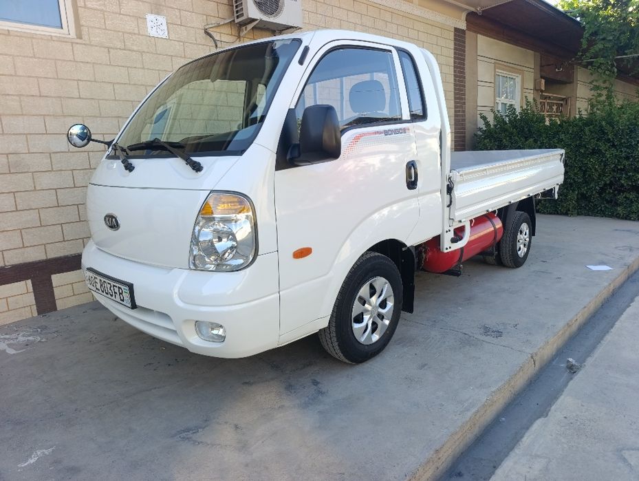 Kia bongo 2009 sotilad