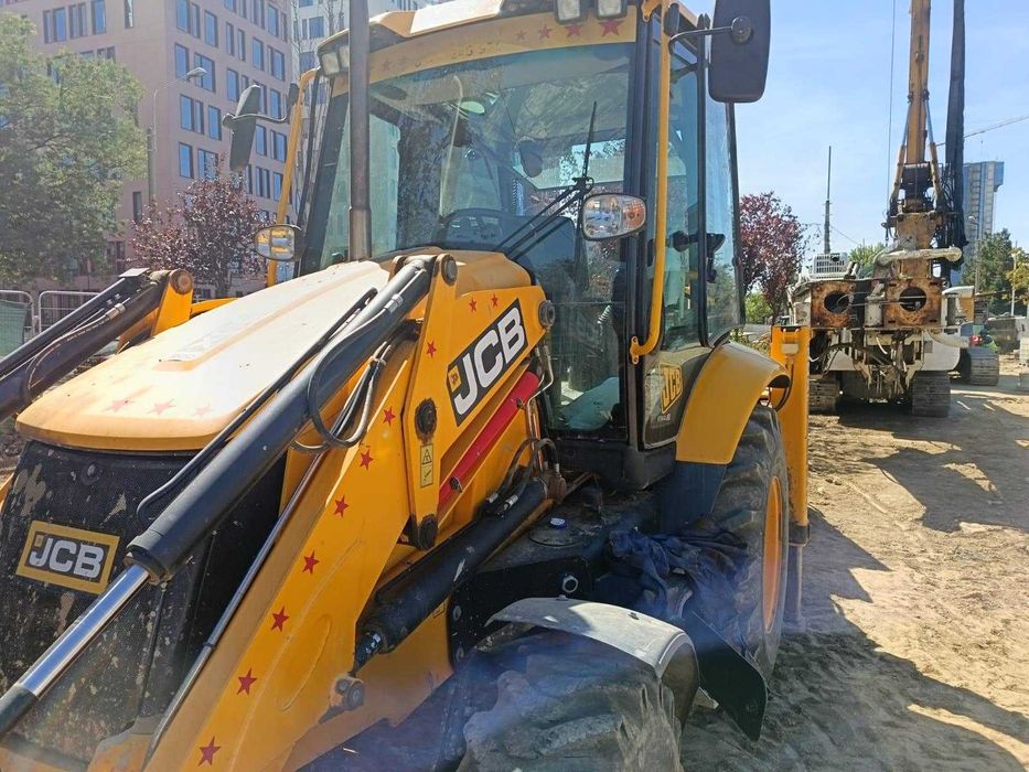 JCB 3CX Backhoe loader buldoexcavator 2021