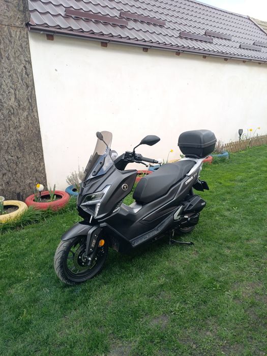 Voge sr1 125  A.B.S. T.C.S