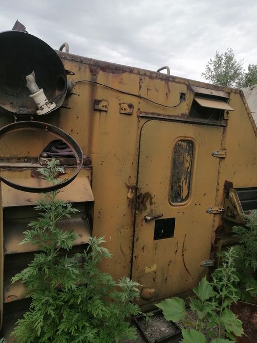 Продам армейскую будку