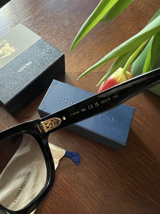 продам очки оригинал LV