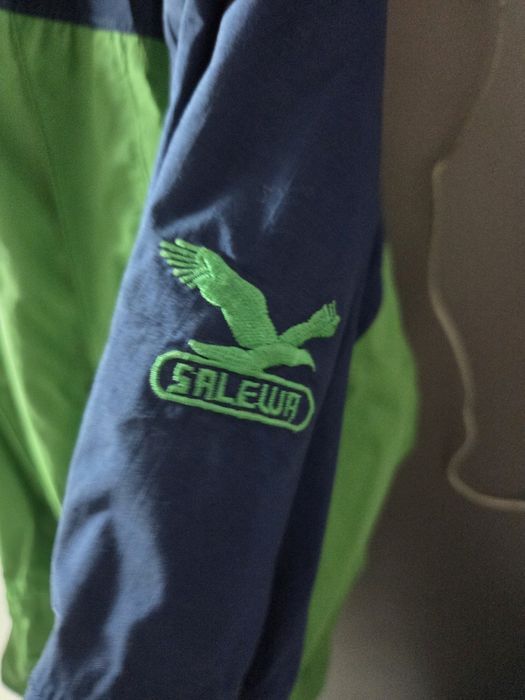 Salewa gore tex.Дамско яко