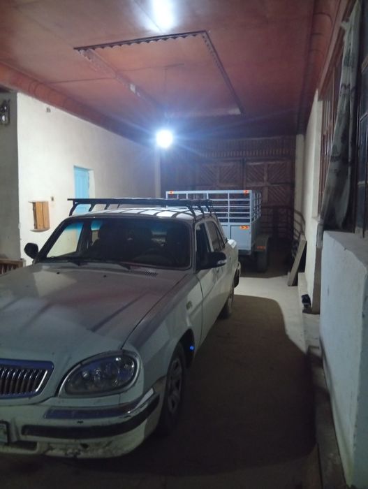 Volga 31105 va piresep sotiladi