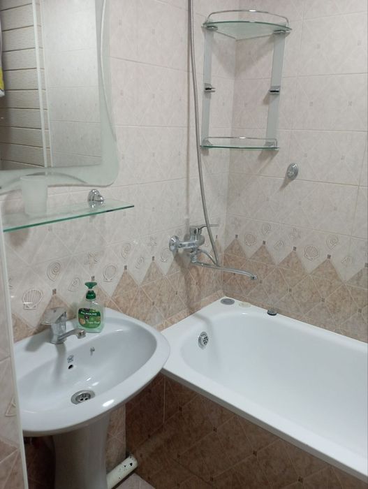 Сдаётся 2-ком квартира Шота Руставели. Студентам не беспокоить.