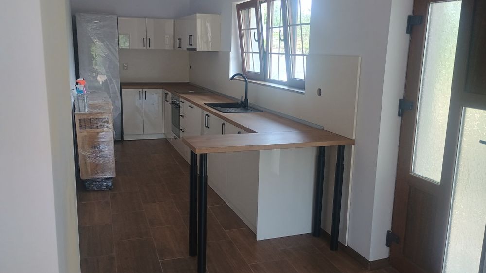 Мебели по поръчка