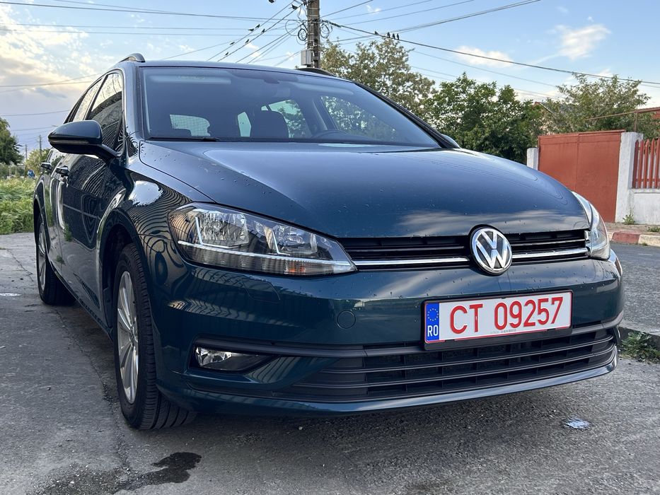 VOLKSWAGEN Golf 2019