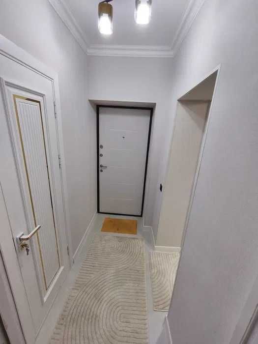 1/4/4 продам квартира Ц15/Абай. Метро Гафур Гулям Квартира сотаман!