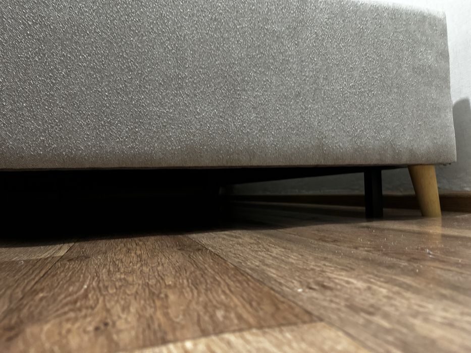 Пррдам двуспальную кровать с матрасом!