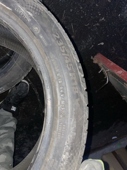 Vand 4 cauciucuri r18