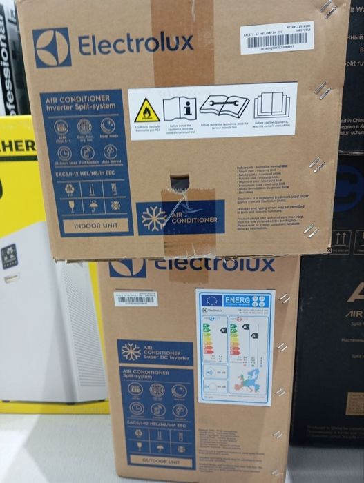 Кондиционер ELECTROLUX.