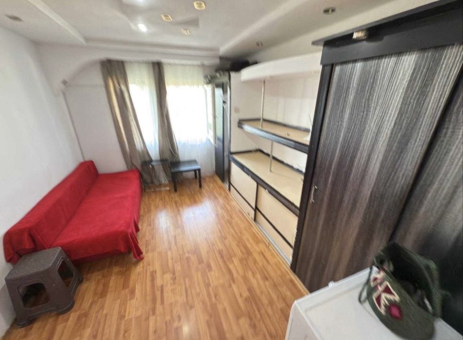 Garsoniera zona Fizicienilor, str. Lacramioarei, nr. 50