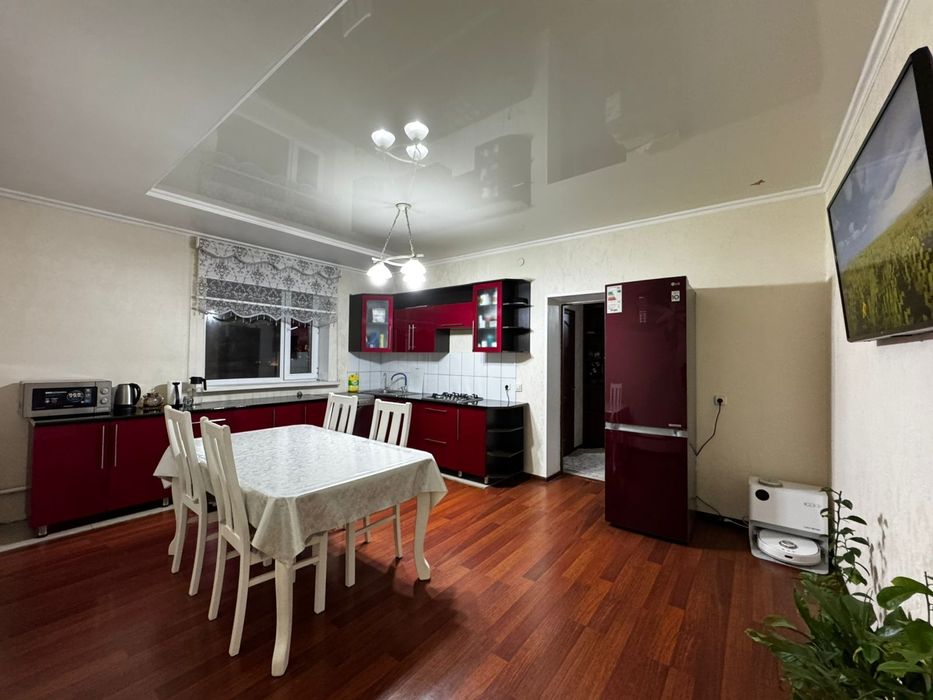 Б. Абая 60/1 жер үй сатылады,.