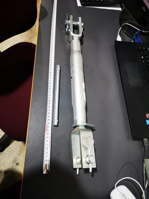 Intinzator vertical tija reglabila tractor fiat ford same preț 265 lei