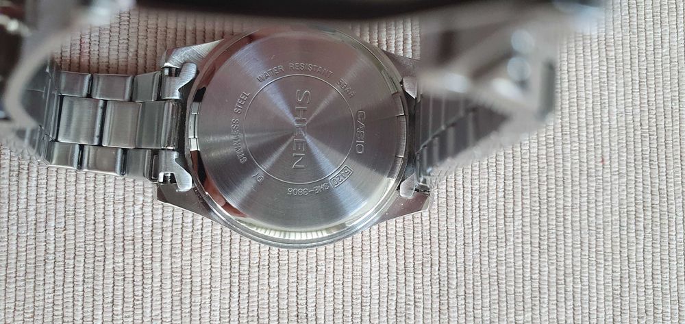 Часовник Casio Sheen