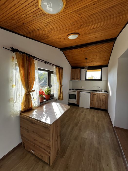 Дава се под наем Къща в Ловеч, Широк център - 10000 кв.м за 204 € - Снимка #3