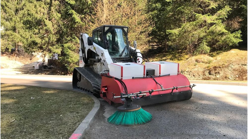 Perie stradala/asfalt mini incarcator BOBCAT JCB  CAT