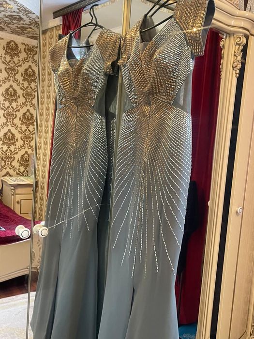 Вечернее платье шикарное